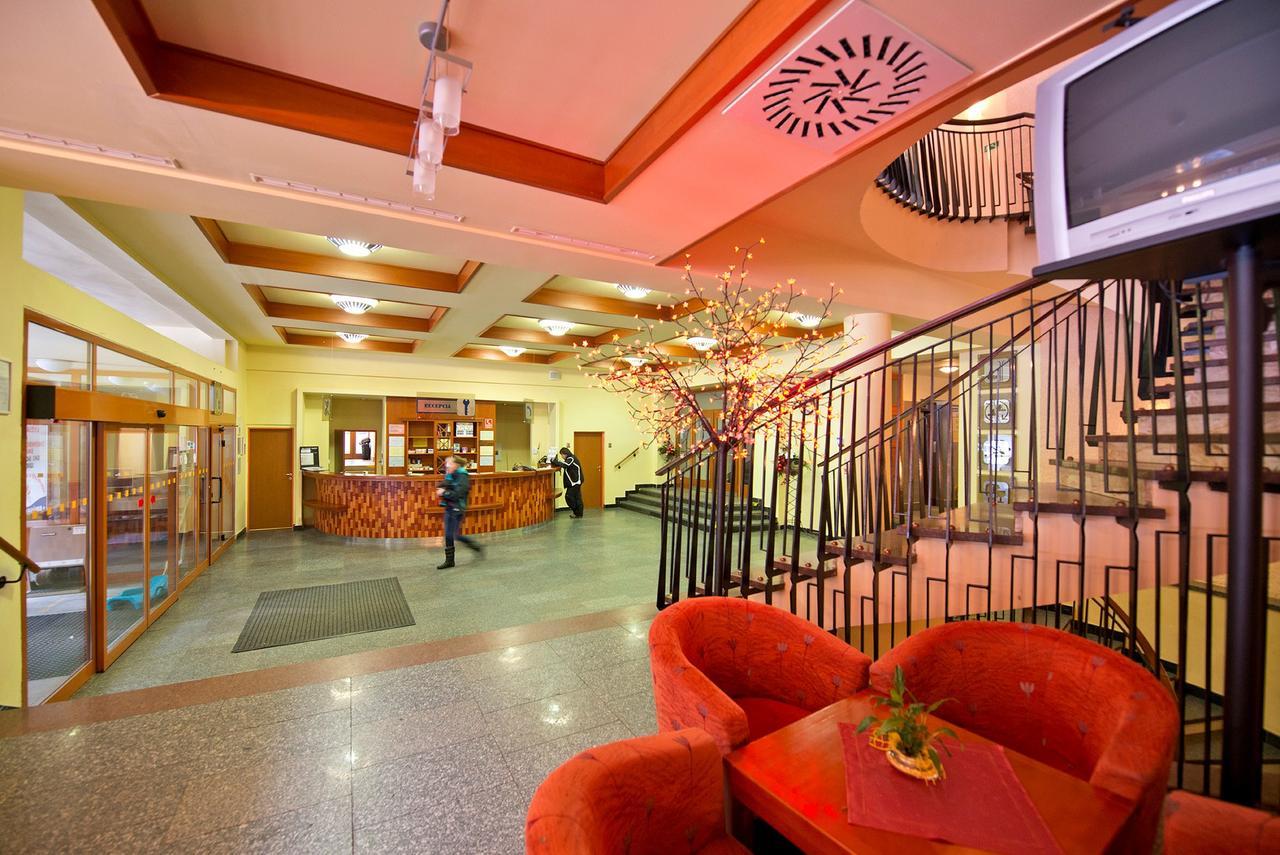 Hotel Sorea Snp Demänovská Dolina Dış mekan fotoğraf