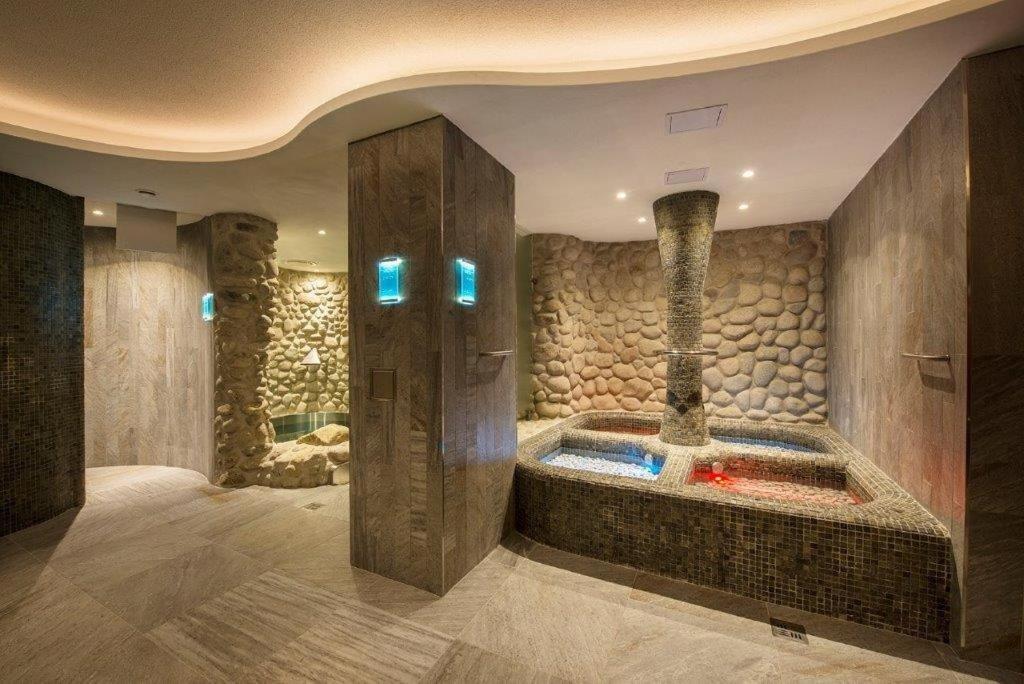 Hotel Sorea Snp Demänovská Dolina Dış mekan fotoğraf